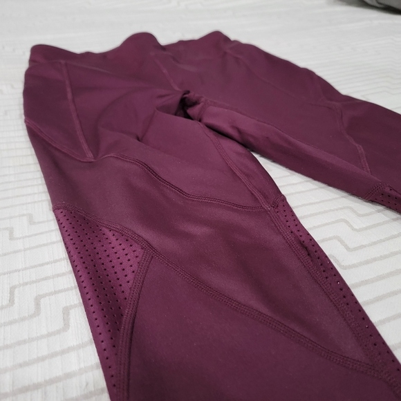 Fabletics Shiny Burgundy Leggings- Small - Picture 3 of 6